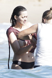 Marion Cotillard topless on the set (10/2011)