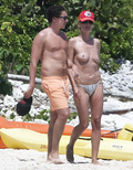 Heidi Klum topless in Mexico (4/2014)