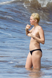 Miley Cyrus topless on Hawaii (01/2015)