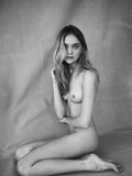 Rosie Tupper nude session