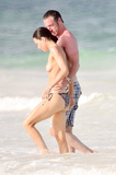 Jamie Murray topless at the beach in Mexico (7/2014)