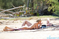 Lara Bingle sunbathing topless in Hawaii (8/2014), p. 2