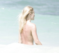 Kate Bosworth - topless in Cancun, Mexico  (4/2011)