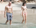 Kelly Brook sunbathing topless in St. Bart’s (11/2005)