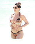 Kelly Brook topless sunbathing in Cancun (6/2013)