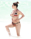 Kelly Brook topless sunbathing in Cancun (6/2013)