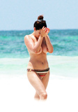 Kelly Brook topless sunbathing in Cancun (6/2013)