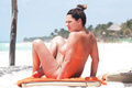 Kelly Brook topless sunbathing in Cancun (6/2013)