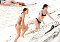 Natalie Portman - topless in St. Bart's (1/2000) p I