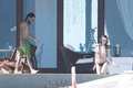 Heidi Klum topless in Mexico, (04/18, part I)