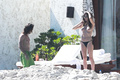 Heidi Klum topless in Mexico, (04/18, part I)