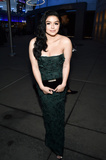Ariel Winter suffers nip slip in public