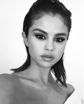 Selena Gomez topless photos on instagram