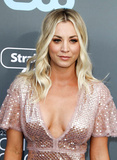 Kaley Cuoco sexy photos