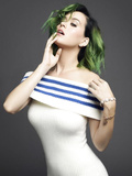Katy Perry showing off sexy big boobs