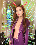 Bella Thorne goes topless and poses nude