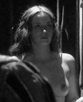 Emily Blunt ("Looper") NUDE
