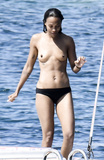 Zoe Saldana topless in Sardinia (8/2021)