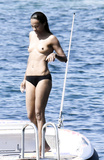 Zoe Saldana topless in Sardinia (8/2021)
