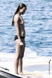 Zoe Saldana topless in Sardinia (8/2021)