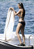 Zoe Saldana topless in Sardinia (8/2021)