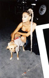 Ariana Grande nude and booty pics