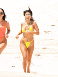 Kourtney Kardashian shows sexy bikini ass