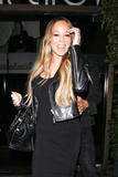 Mariah Carey stuns as cleavage erupts