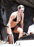 Kristen Stewart topless on yacht at Amalfi Coas (7/19)