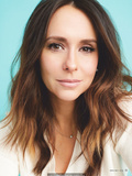 Jennifer Love Hewitt - Working Mother Magazine April - May 2019