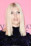 Blonde Devon Windsor long sexy legs at VS event