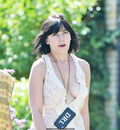 Daisy Lowe out in London shows sexy cleavage - August 26, 2019