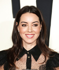 Aubrey Plaza at Jojo rabbit premiere in Los Angeles - October 15, 2019