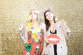 Alexandra Daddario - Why Women Kill wrap party photobooth - 25 August, 2019