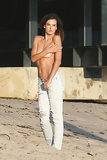 Alessandra Ambrosio Topless (10 Photos)