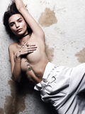 Emily Ratajkowski Sexy & Topless (21 Photos)