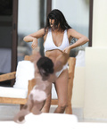 Kim Kardashian Sexy (23 Photos)