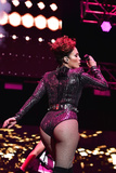 Jennifer Lopez Cleavage (12 Photos)