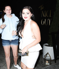 Ariel Winter Cleavage & Upskirt (59 Photos)