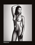 Naomi Campbell Topless (6 Photos)