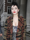 Charli XCX Cleavage (16 Photos)