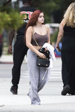 Ariel Winter Pokies (16 Photos)