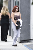 Ariel Winter Pokies (16 Photos)