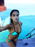 Shanina Shaik Sexy (5 Photos)