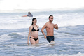 Anne Hathaway in a Bikini (38 Photos)