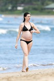 Anne Hathaway in a Bikini (38 Photos)
