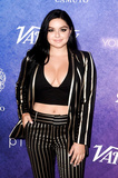 Ariel Winter Cleavage (27 Photos)
