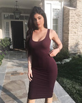 Kylie Jenner Sexy (2 Photos + Video)