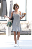 Sarah Hyland Braless (15 Photos)