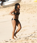 Alexandra Burke Pokies (4 Photos)